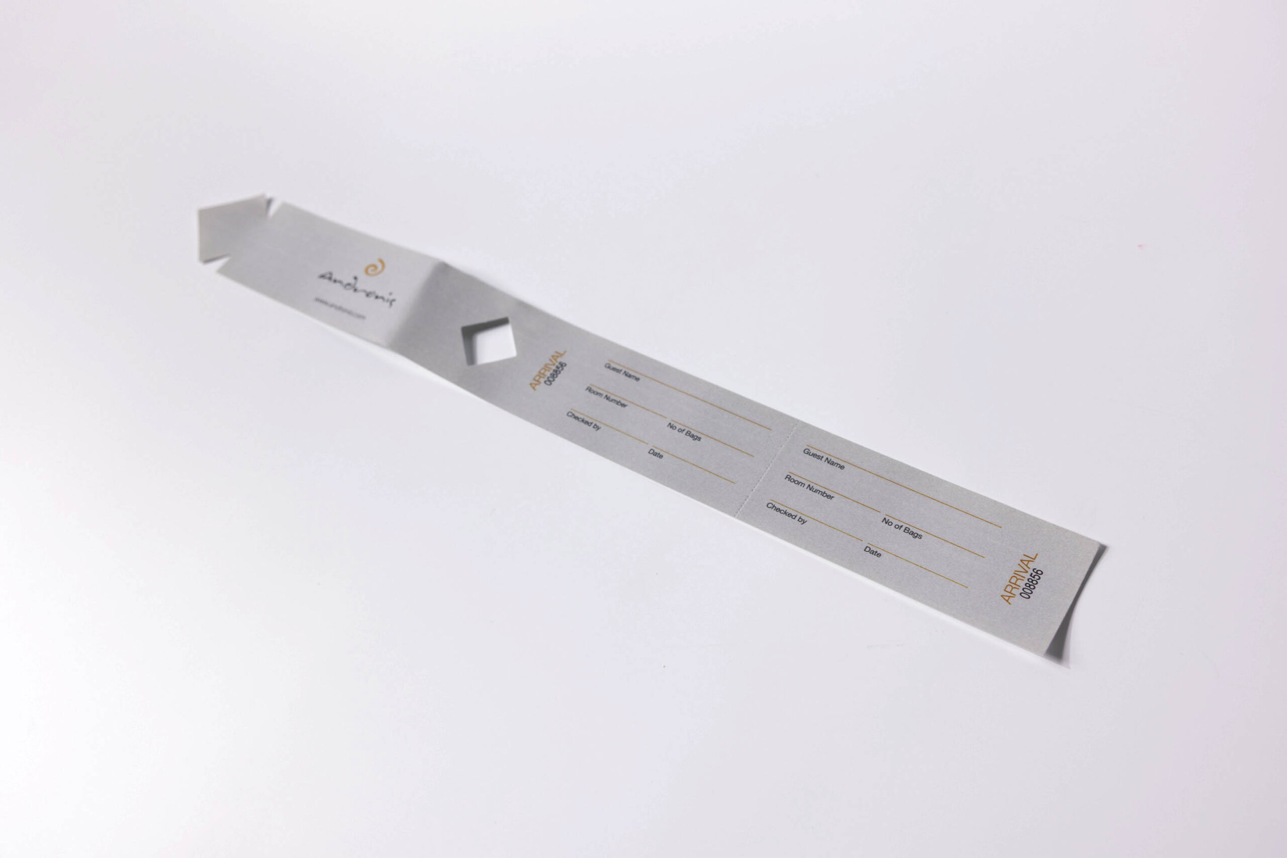 luggage tag paper
