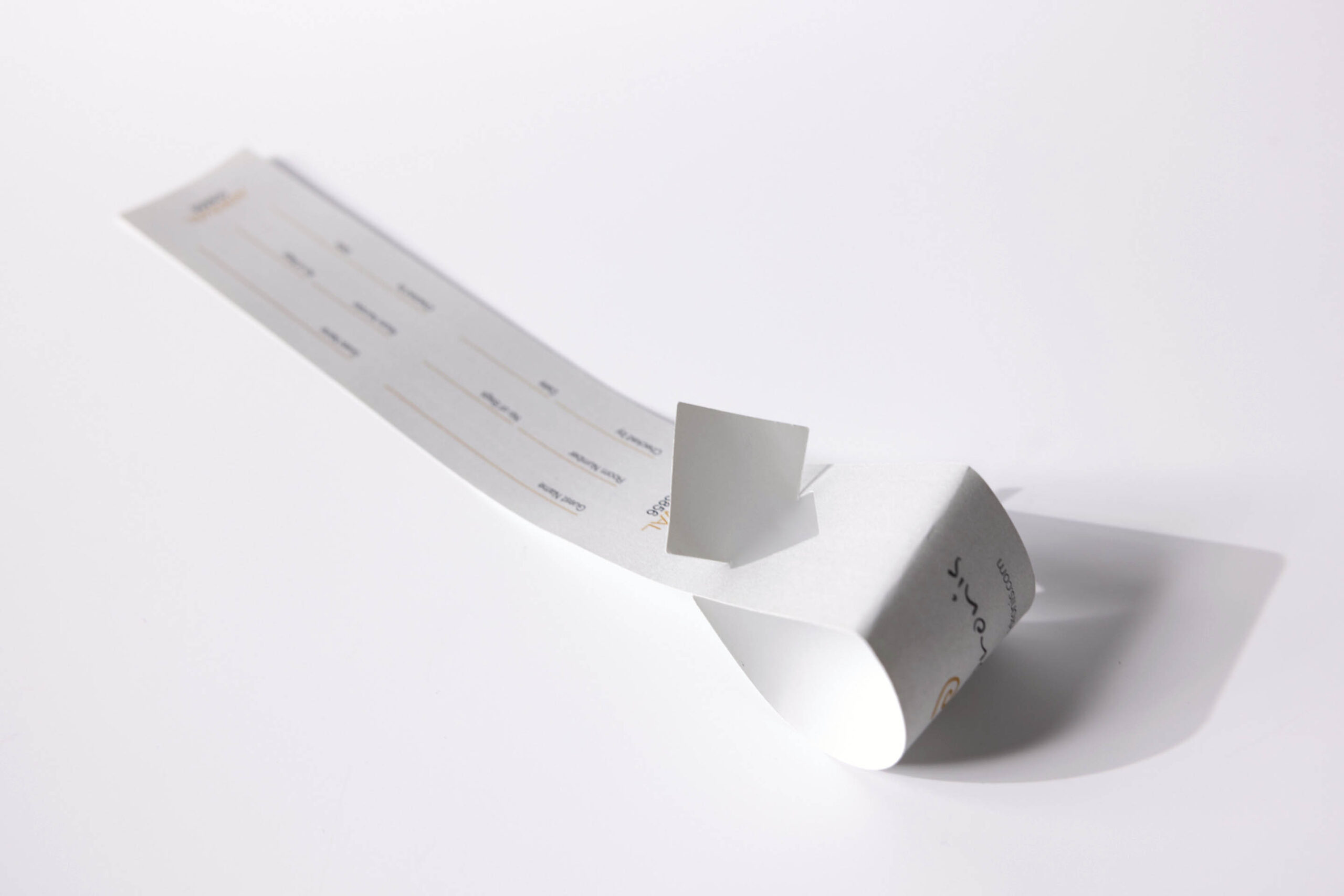 luggage tag paper