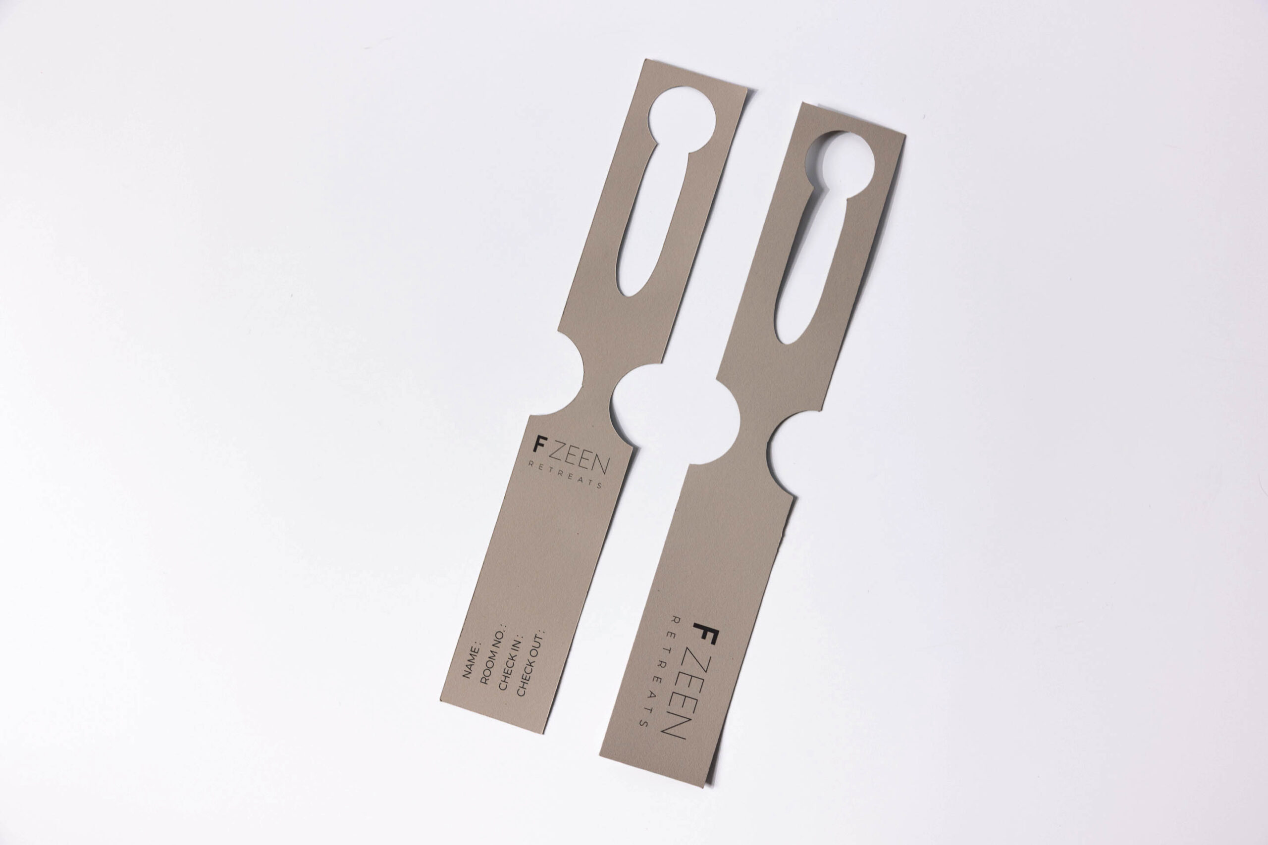 luggage tag paper