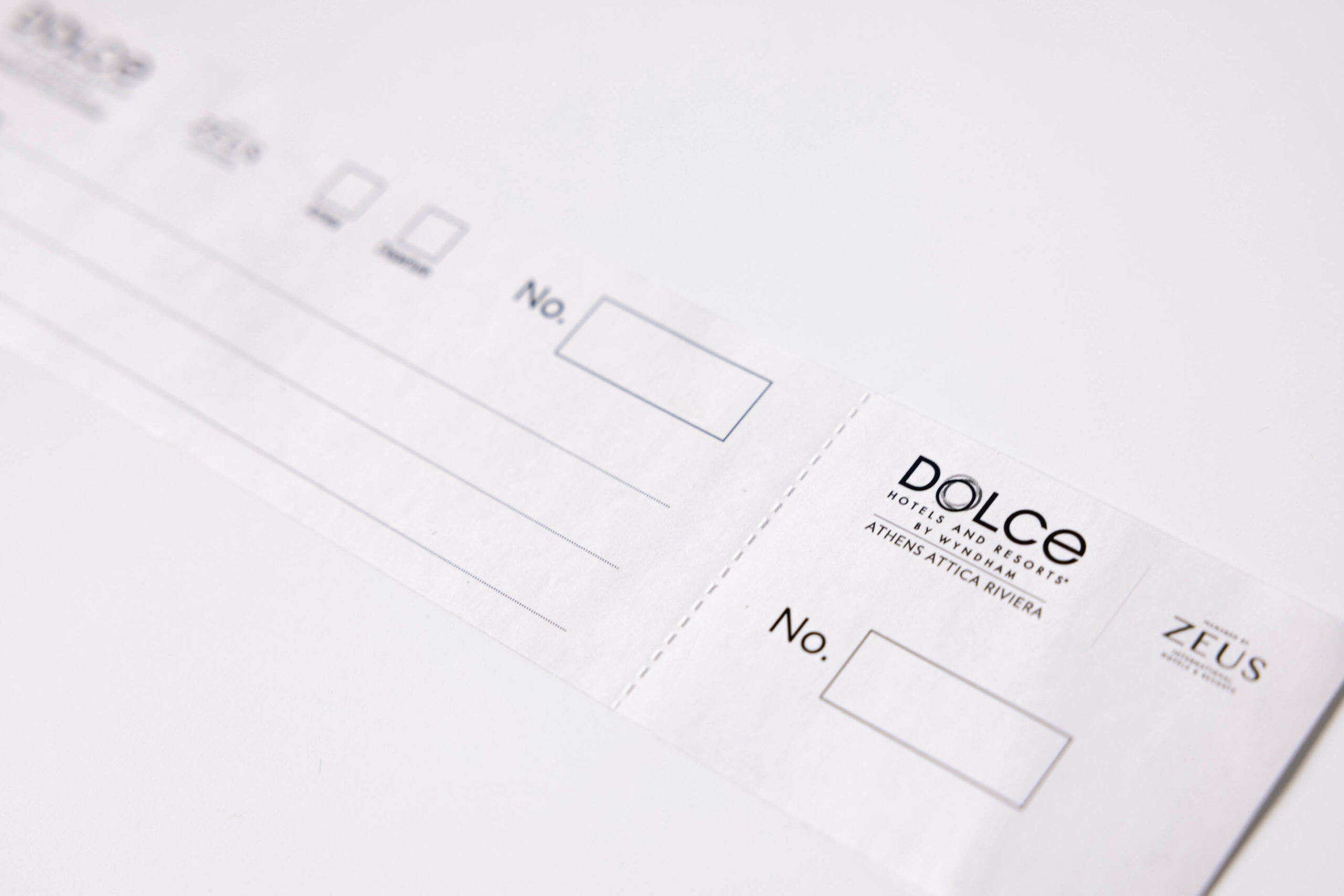 luggage tag sticker
